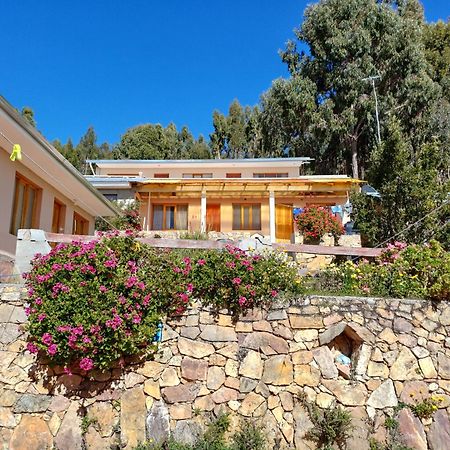 Hostal Tawri Isla del Sol Екстер'єр фото